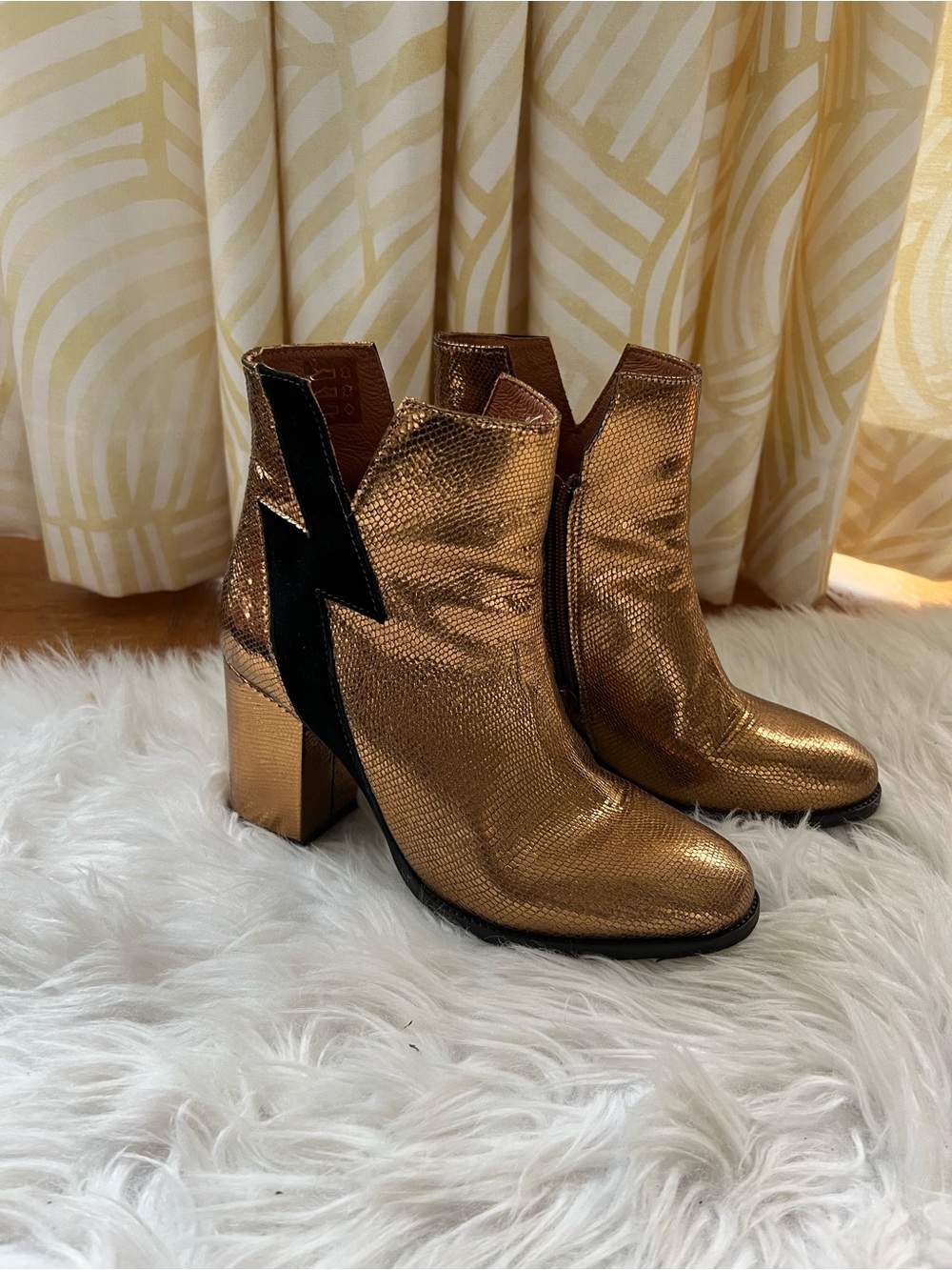 Esska Brand - Metallic Gold Ankle Boots with Black Lightning Accent - size 37